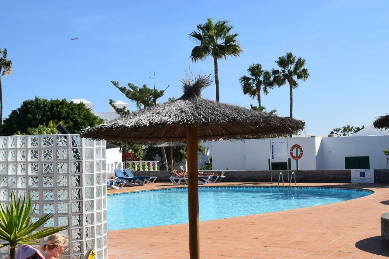 Bungalow Dalai - Pool View- Good Wifi Puerto del Carmen  Spain